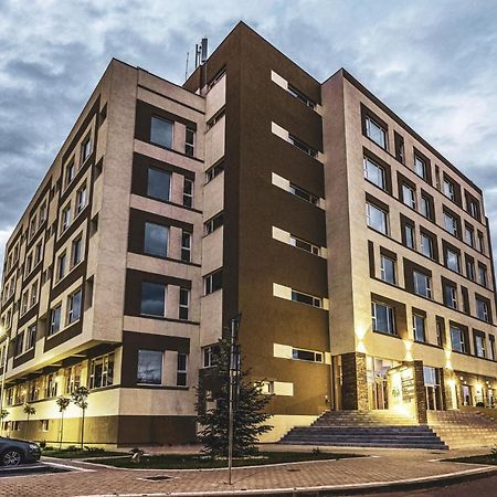 Fiald Hotel & Spa Бакэу Экстерьер фото